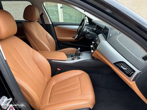 BMW 520 d Touring Aut. Luxury Line - 23