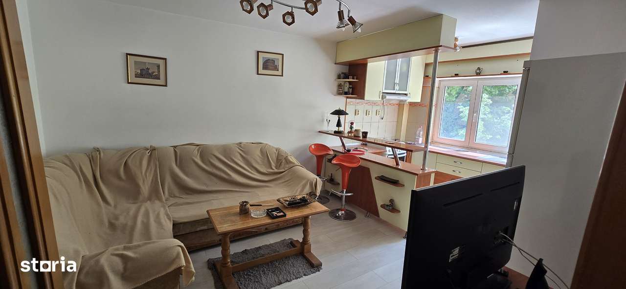 Apartament 2 camere de vanzare Focsani, etajul 2/3-11