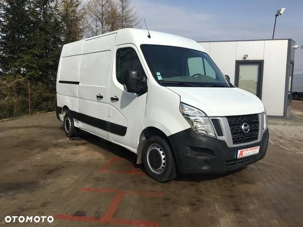 Nissan nv400 - 2