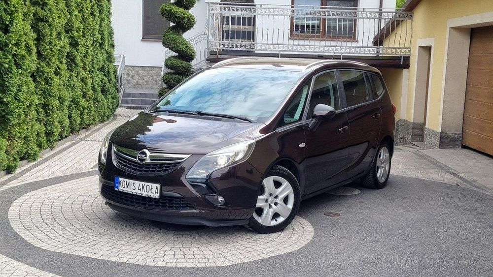 Opel Zafira C 2012