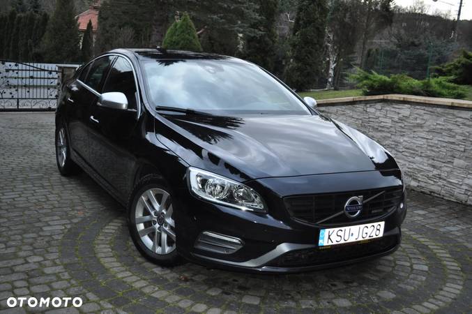 Volvo S60 - 1