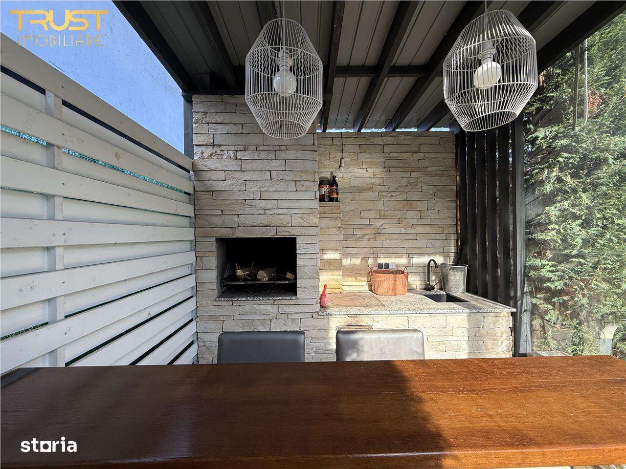 Duplex cu 4 camere l Sub Cetate l 165 MP Curte-19