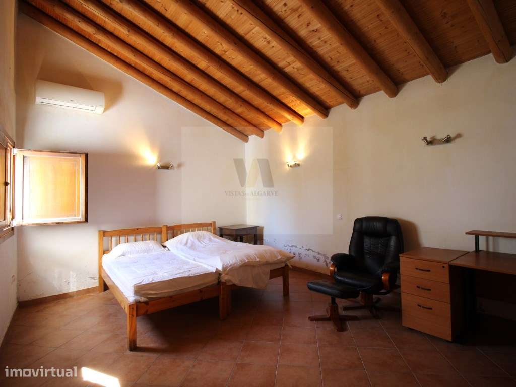 Encantadora moradia, ideal para quem procura tranquilidade sem abdi...-6