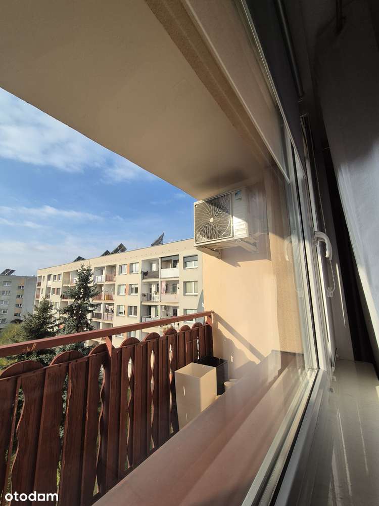 Przestronne mieszkanie z widokiem.W całości odmalowane,z klimatyzacją! - Pełny obrazek: 5/20