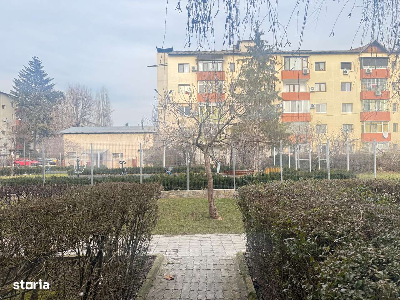 Vanzare apartament 2 camere, mobilat+utilat, Targoviste, micro 9-18