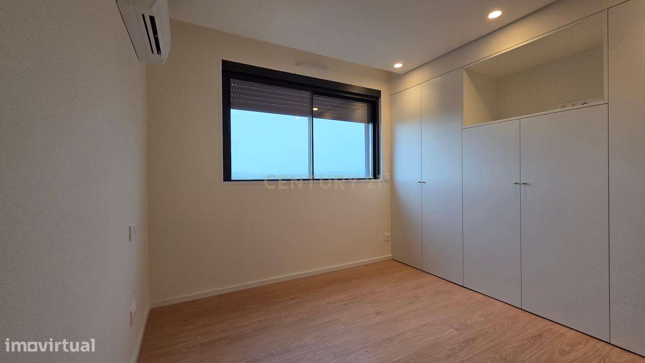 Apartamento T2 com Vista Panorâmica em Vila Nova de Gaia!-32