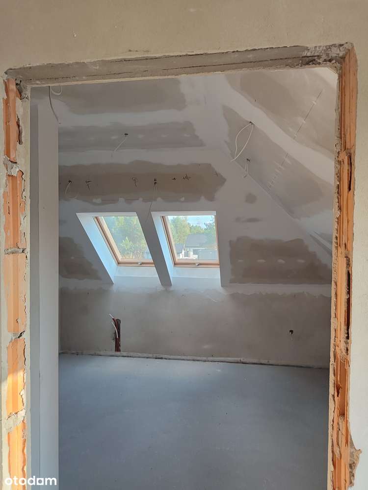 Dom, w którym zaczyna się rodzinne życie.-5