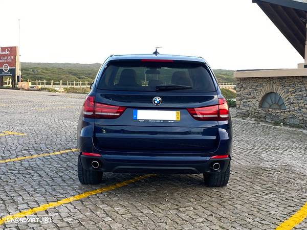 BMW X5 25 d sDrive Comfort 7L - 4