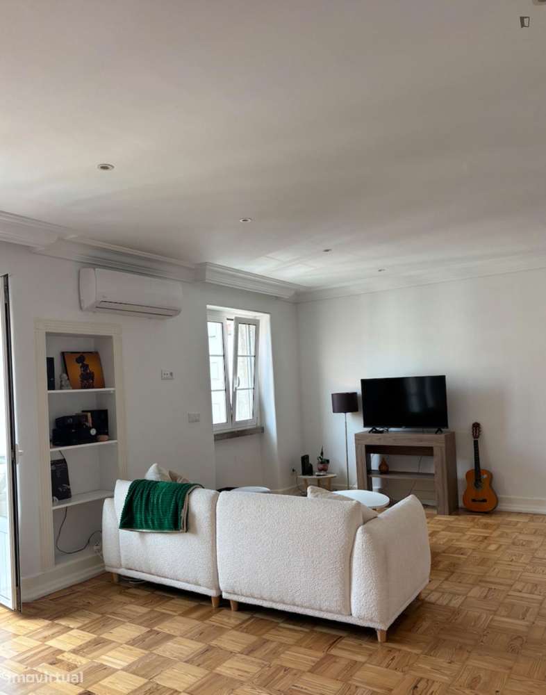 Quarto - localizado em Saldanha Lisbon - Grande imagem: 4/8