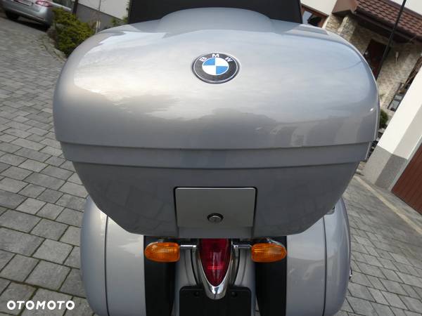 BMW R - 8