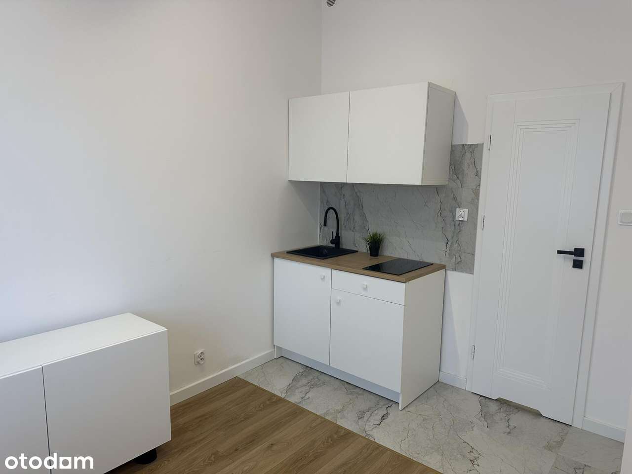 Kawalerka po remoncie / Księga Wieczysta / 0 % Prowizji-2