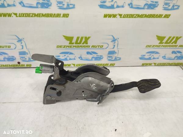 Pedala frana 465016808r Dacia Sandero 3 - 2