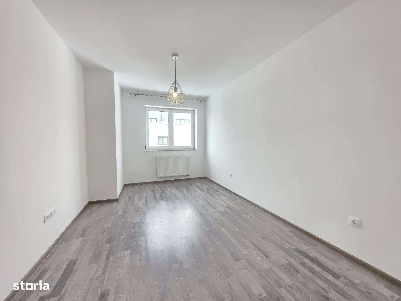 Apartament 2 camere + birou, parcare si boxa de vanzare Avantgarden 3-13