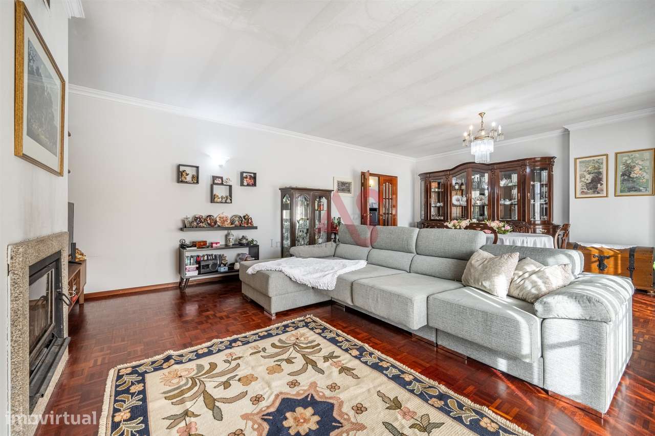 Moradia T4 com potencial para reconversão em 3 frações | Freamunde | 4 - Grande imagem: 4/28