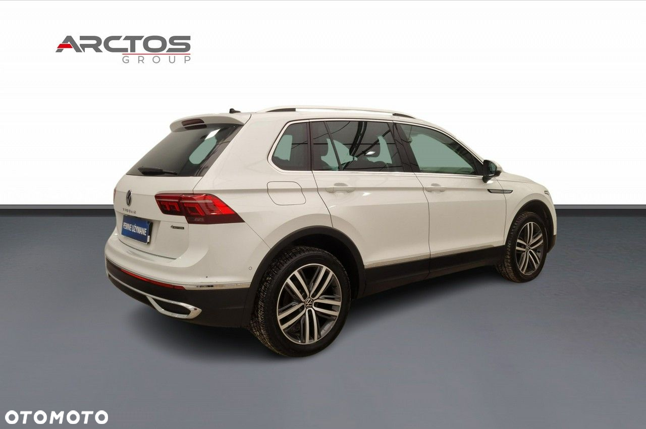 Volkswagen Tiguan 2.0 TDI SCR 4Mot Elegance DSG - 5