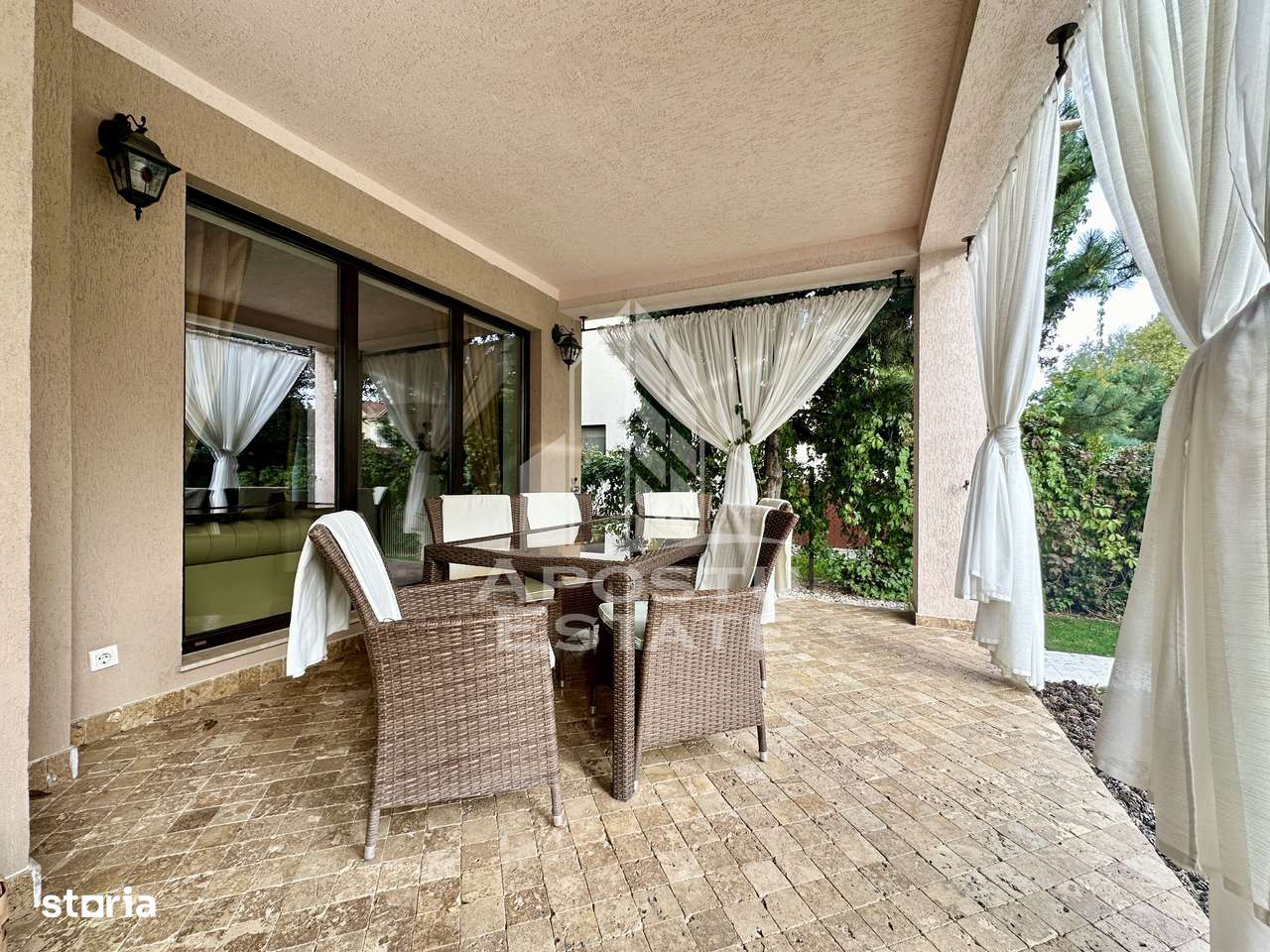 Casa impresionanta cu 5 camere si garaj, la intrare in Dumbravita - Imagine principală: 4/20
