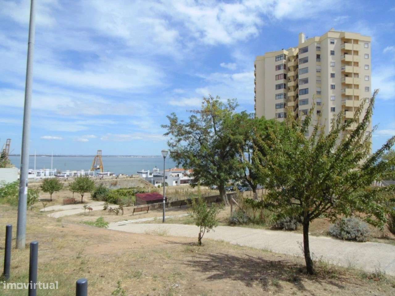 Terreno Urbano - 5037 m2 de construção - Lisboa-17