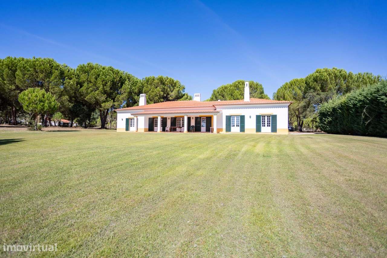 Moradia térrea T4+2 na Herdade do Zambujeiro, Benavente - Grande imagem: 2/38