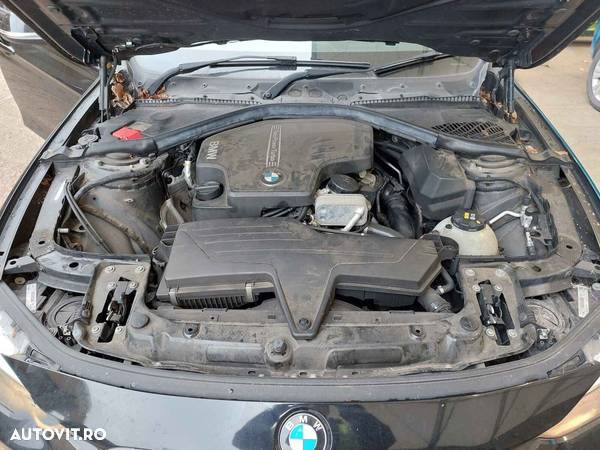 Bara spate cu senzori de parcare BMW Seria 3 2014 Berlina Negru - 7