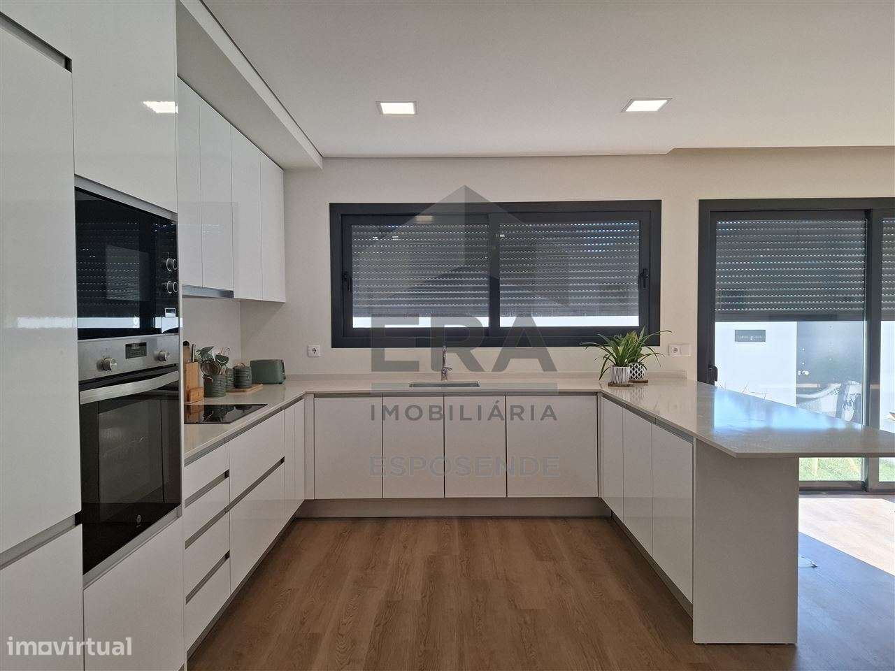 Moradia T3 com  piscina – Gemeses - Grande imagem: 4/29