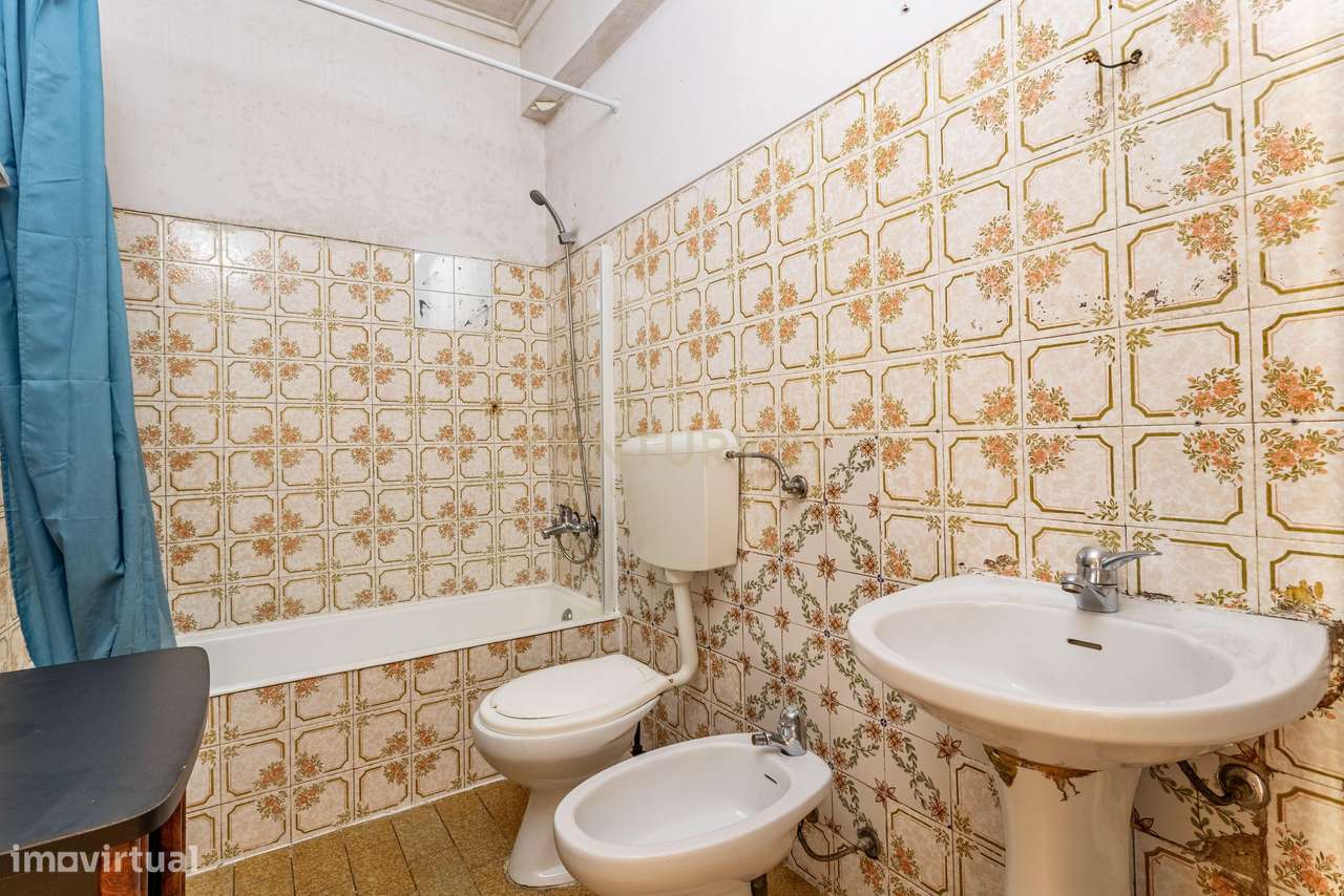 Apartamento T3 para Recuperação em Póvoa de Santo Adrião-5