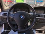 BMW 318 d Touring Dynamic - 11