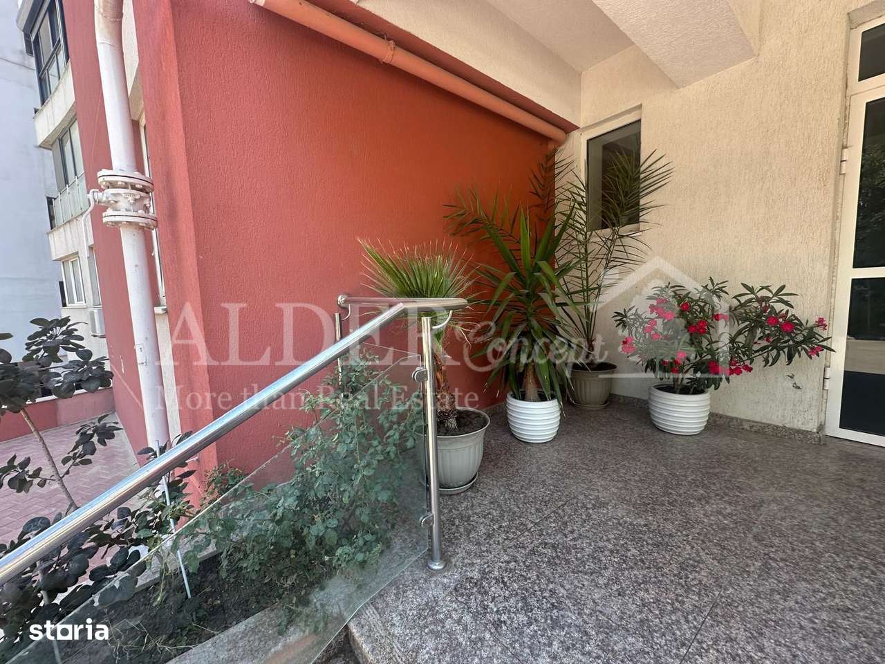 PENTHOUSE SPECTACULOS CU VEDERE COMPLETA CATRE MARE!-17