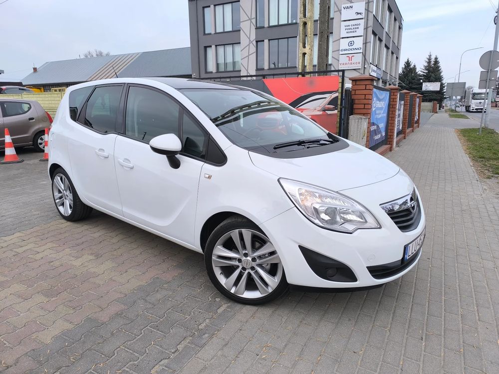 Opel Meriva II (2010-) 1.4 T Design Edition 2012