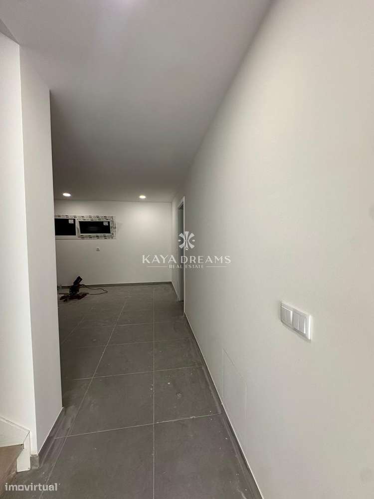 Moradia T5 com Piscina - Nova a estrear em Torres Vedras-37