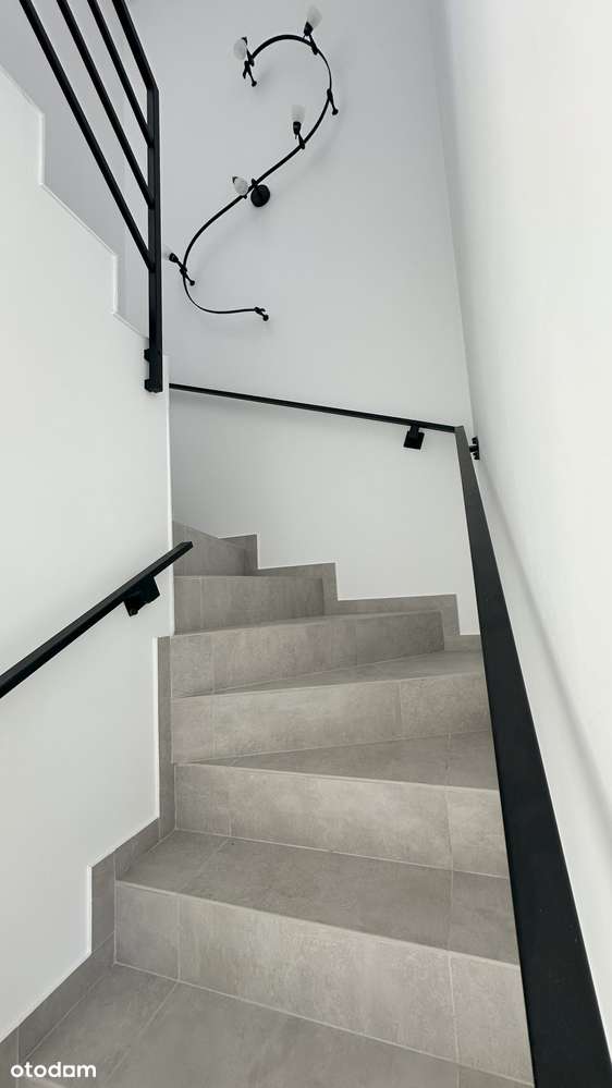 Mieszkanie dwupoziomowe, gotowe do zamieszkania - Pełny obrazek: 4/13