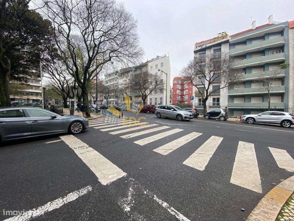 Apartamento T1 Totalmente Remodelado | Localizado em Arroios, perto...-17