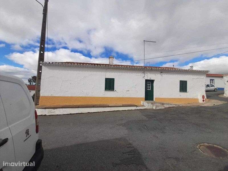 Vende-se moradia rústica em zona calma no Alentejo - Grande imagem: 4/5