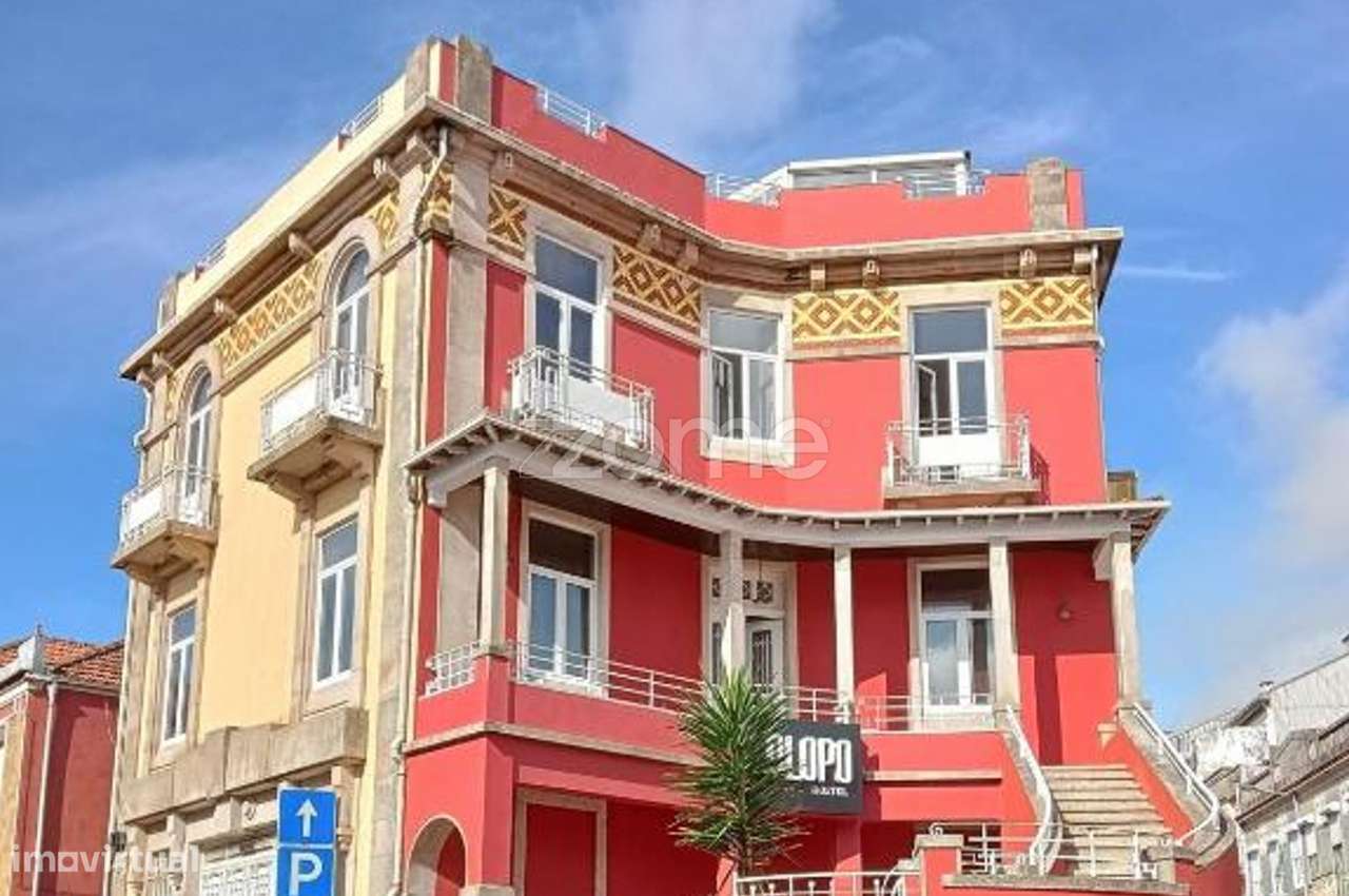 Prédio T18 com 3 Pisos no Bonfim com AL - Grande imagem: 2/37