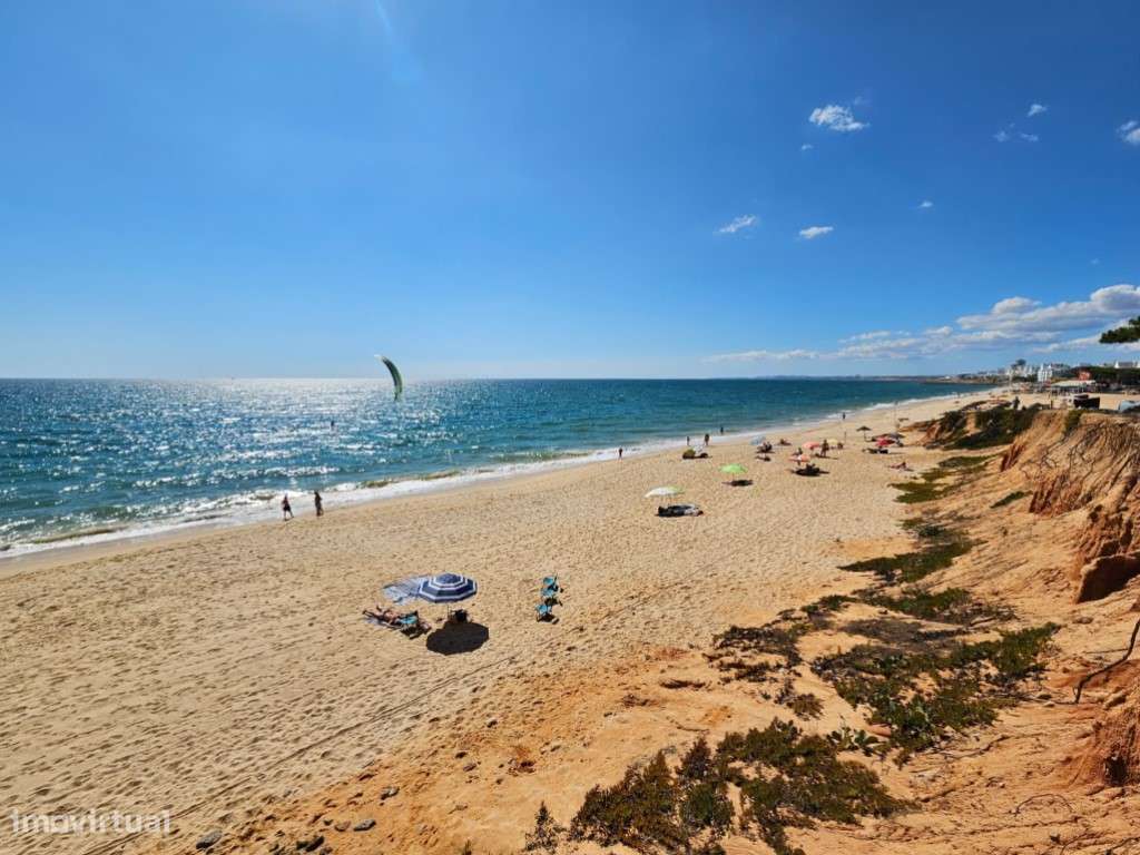 Moradia com 6 quartos, 5.200 m² de terreno e vista mar em Quarteira-6