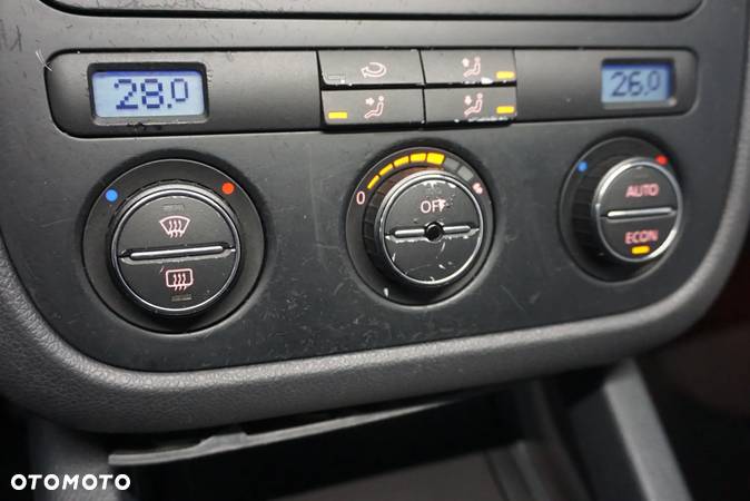 Volkswagen Golf V 1.9 TDI Trendline - 27