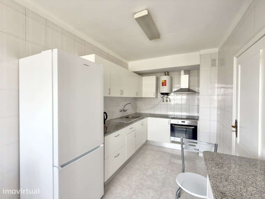 Apartamento T2 a 5 Minutos do Metro na Reboleira - Grande imagem: 4/11