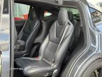 Tesla Model X - 6