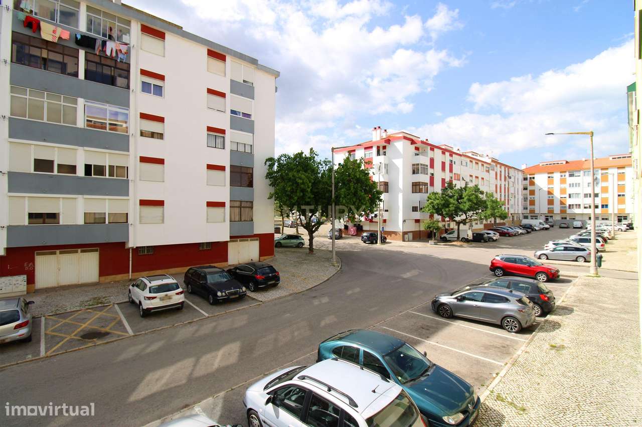 Apartamento T2 totalmente remodelado.-26