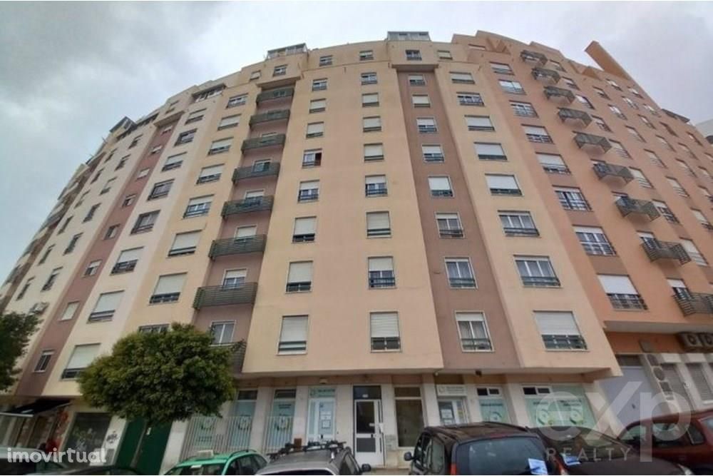 Apartamento T2 Venda em Rio de Mouro,Sintra