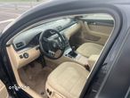 Volkswagen Passat 2.0 TDI Comfortline - 15