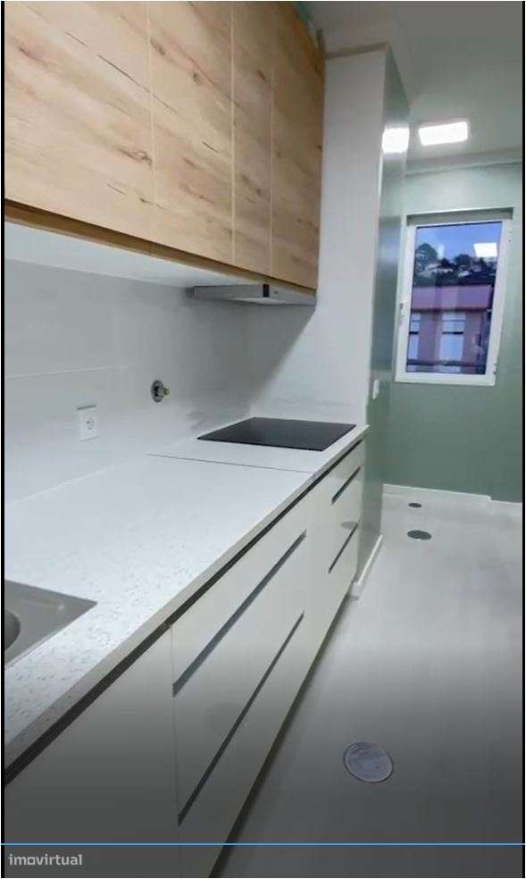 T2+1 Renovado no Centro de Gondomar, junto à Câmara!-6