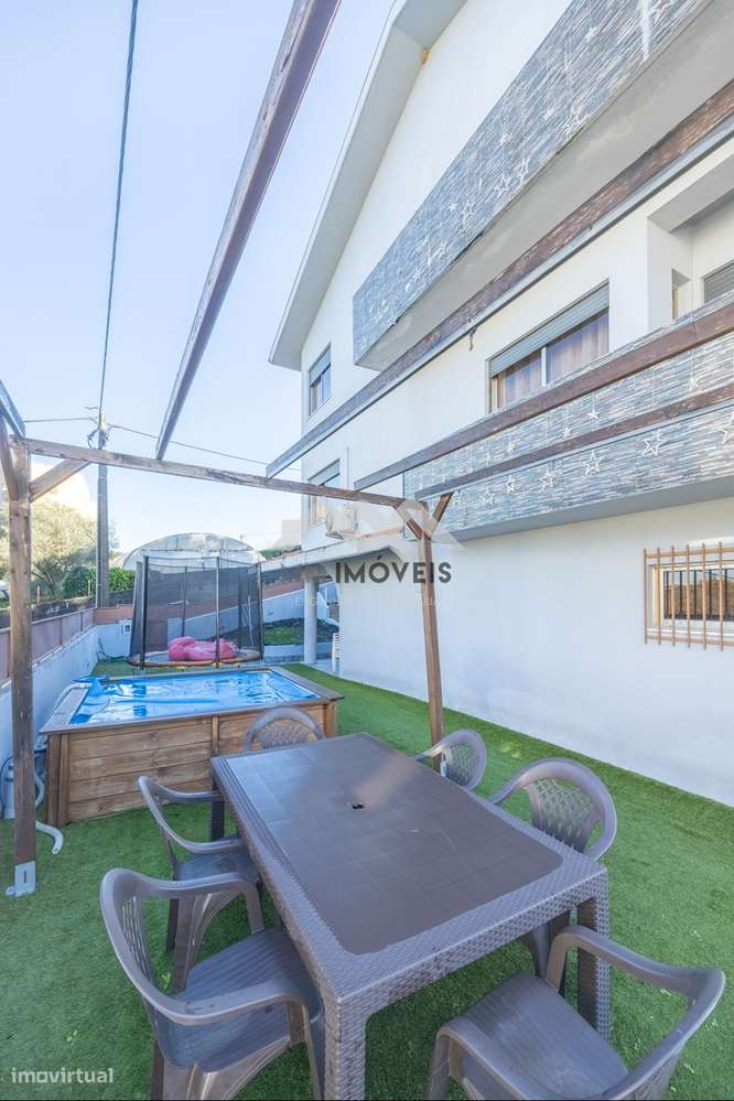 Moradia T3 | Renovada | Terraço | 3 Frentes | Freixo - Grande imagem: 2/60