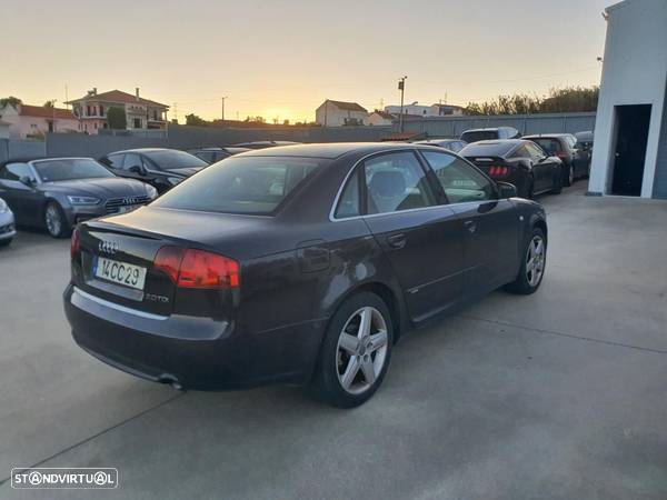 Audi A4 2.0 TDI S-line - 6