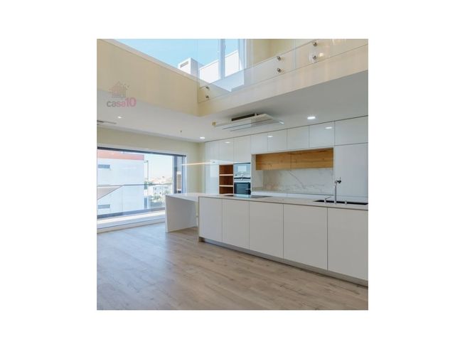 Vende-se Penthouse Duplex T3 de luxo no Montijo-0