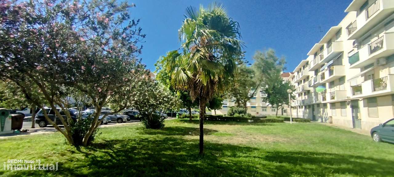 Excelente 3 assoalhadas Amplitude de áreas Luminosidade Marquise Arrec-26