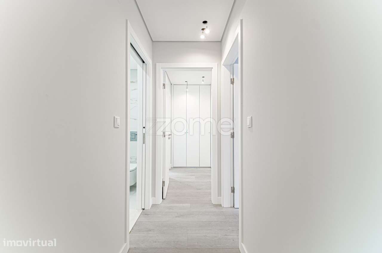 Fabuloso T3 novo a estrear, com varanda e vista rio-16