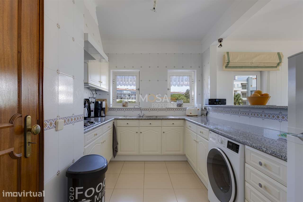 Apartamento T2 com Vista Panorâmica sobre a Meia Praia, Lagos - Grande imagem: 5/24