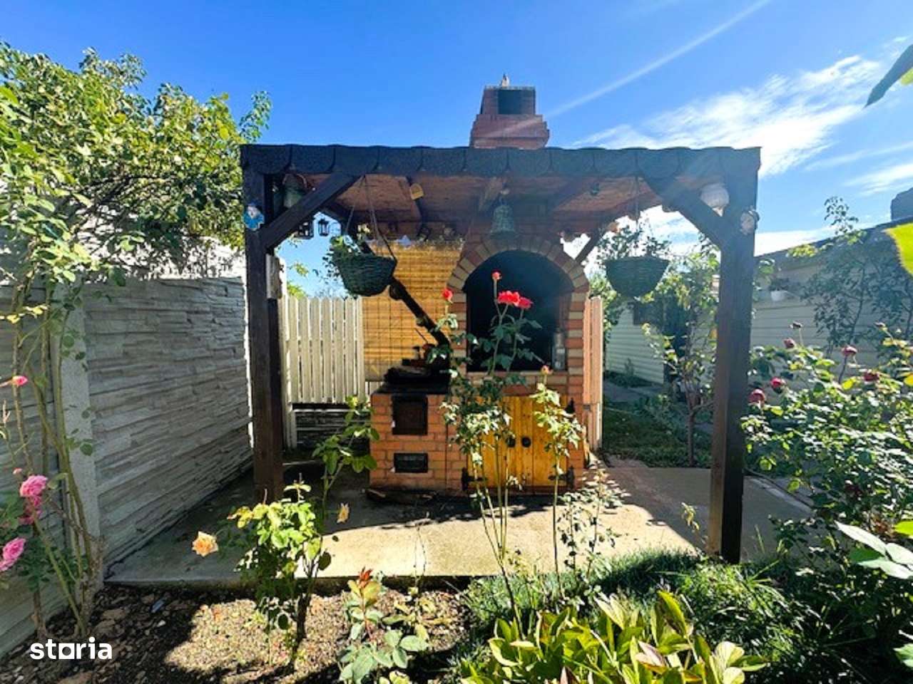 Se vinde Casa P+M in Slatioara zona foarte linistita-14