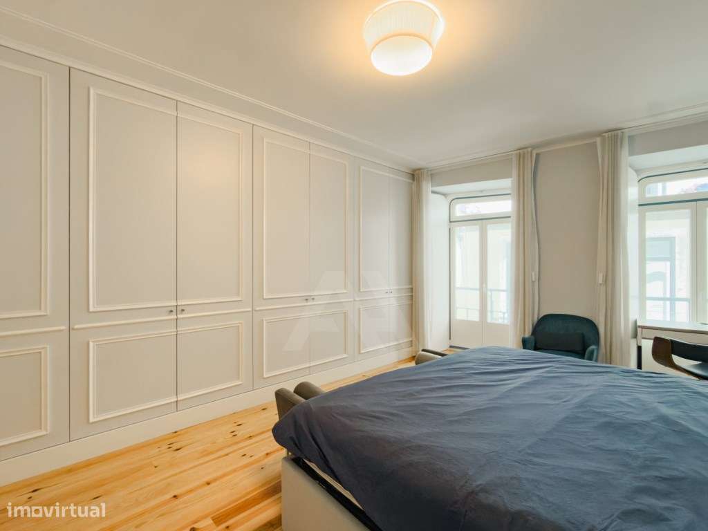 Apartamento T2 Totalmente Renovado e Mobilado em Lisboa-25