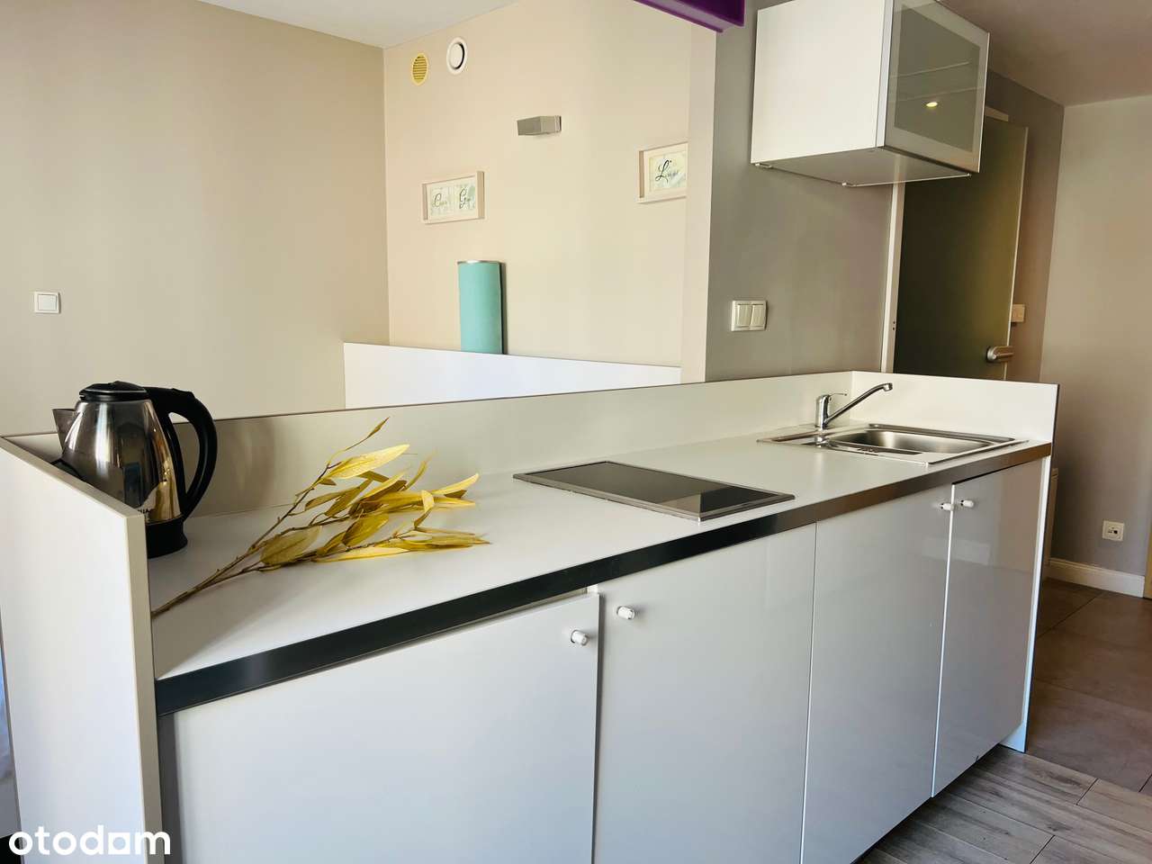 Kawalerka na sprzedaż w Just'n Center ul.Krawiecka-4